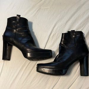 Sexy leather heels, Stuart Weitzman 8.5M